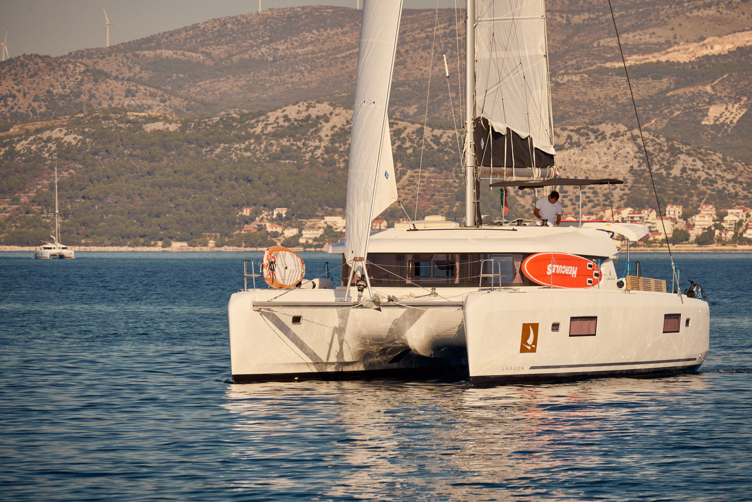 Read more about the article Bootstypen für Yachtcharter in Kroatien – Teil 2 Katamaran